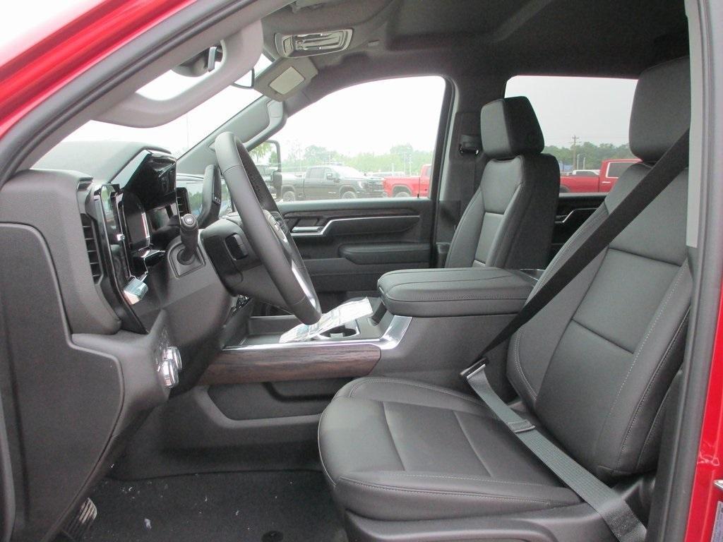 new 2025 GMC Sierra 2500 car, priced at $65,634
