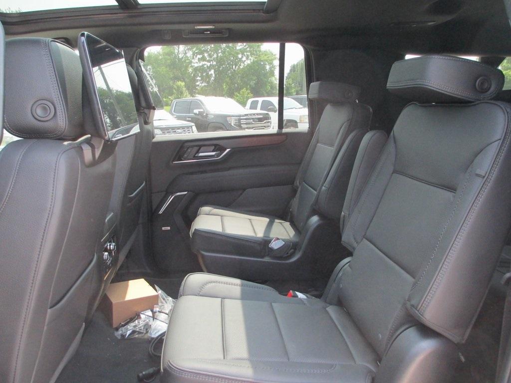 new 2025 GMC Yukon XL car, priced at $94,005