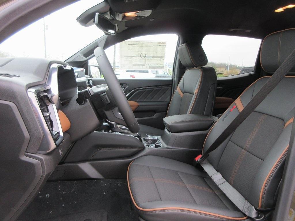 new 2025 GMC Canyon car, priced at $45,791