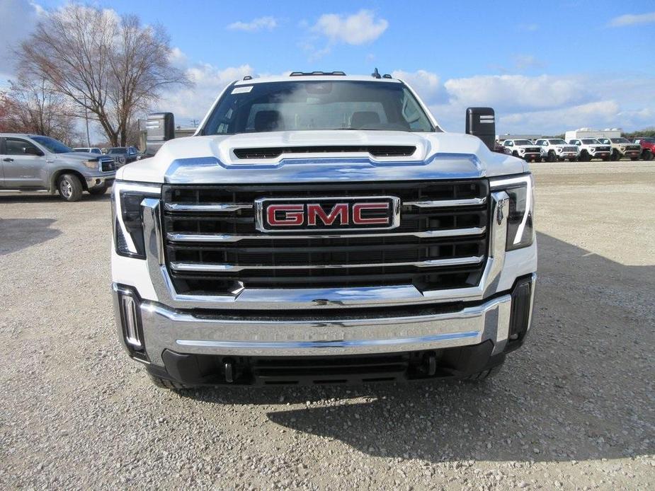 new 2025 GMC Sierra 2500 car, priced at $55,852