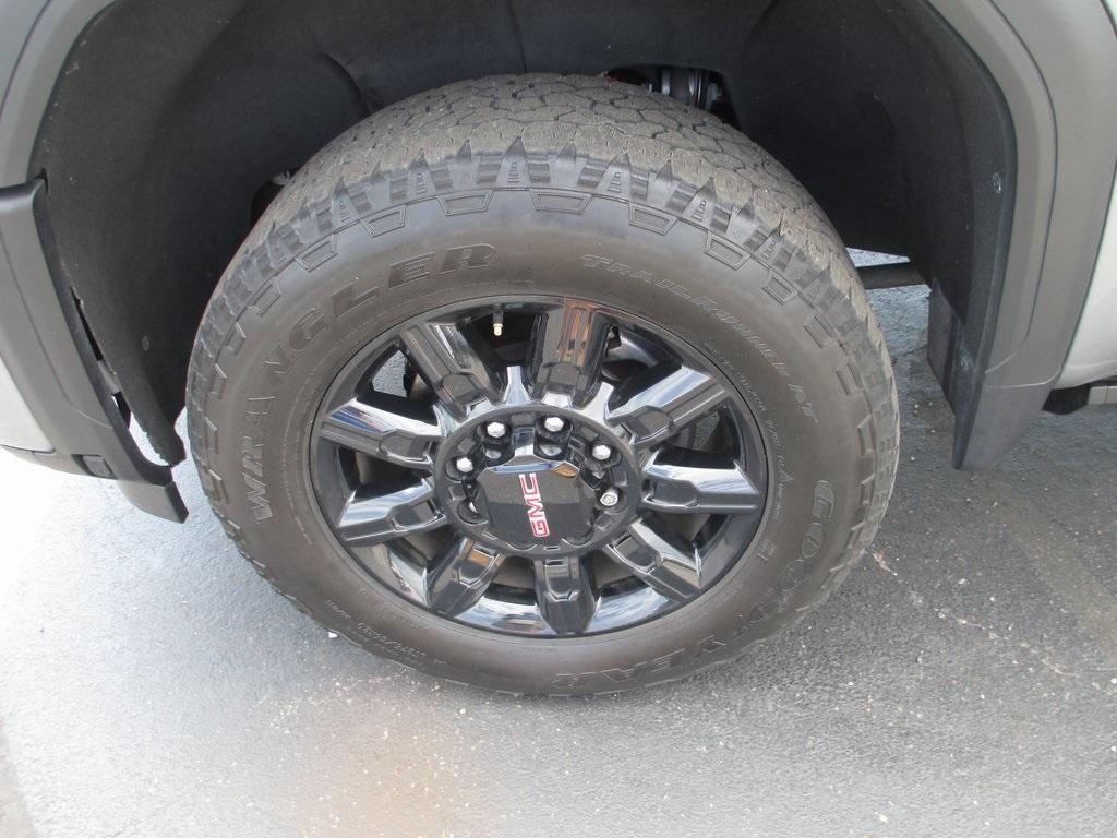 used 2024 GMC Sierra 2500 car, priced at $75,995