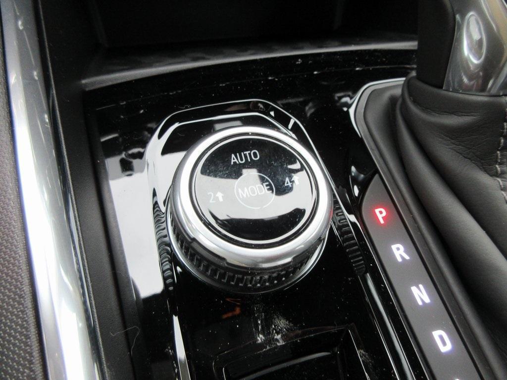 new 2025 GMC Canyon car, priced at $43,320