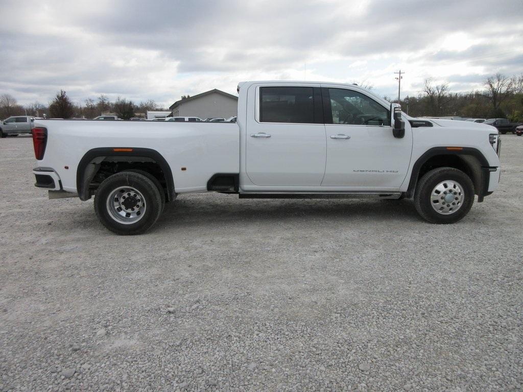 new 2025 GMC Sierra 3500 car, priced at $95,580