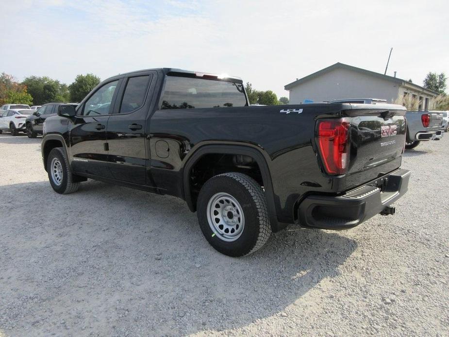 new 2025 GMC Sierra 1500 car, priced at $45,941