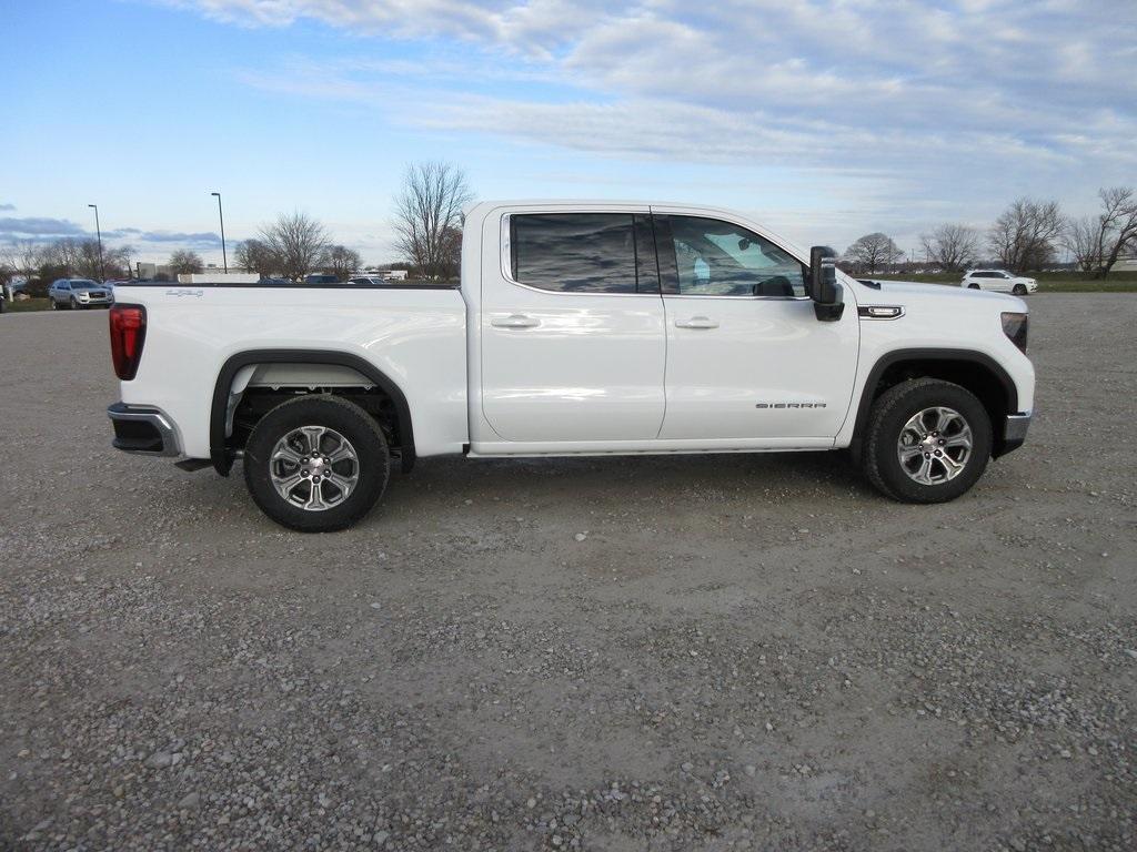 new 2025 GMC Sierra 1500 car, priced at $53,551