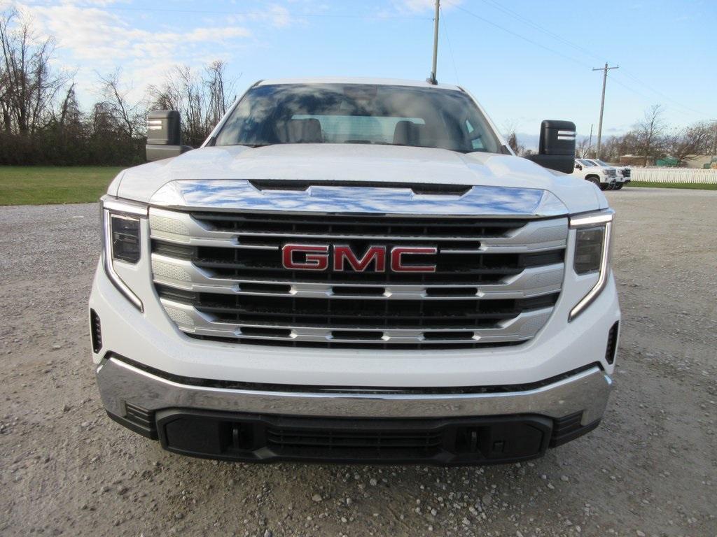 new 2025 GMC Sierra 1500 car, priced at $53,551