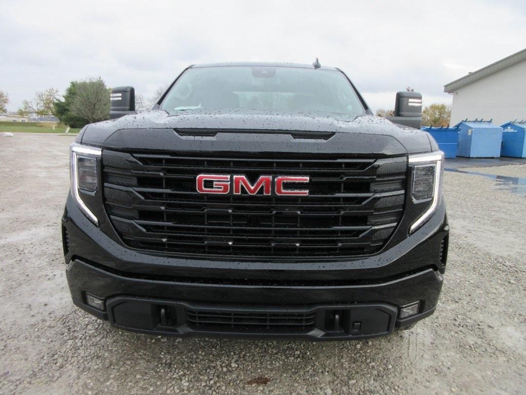 new 2025 GMC Sierra 1500 car, priced at $56,477