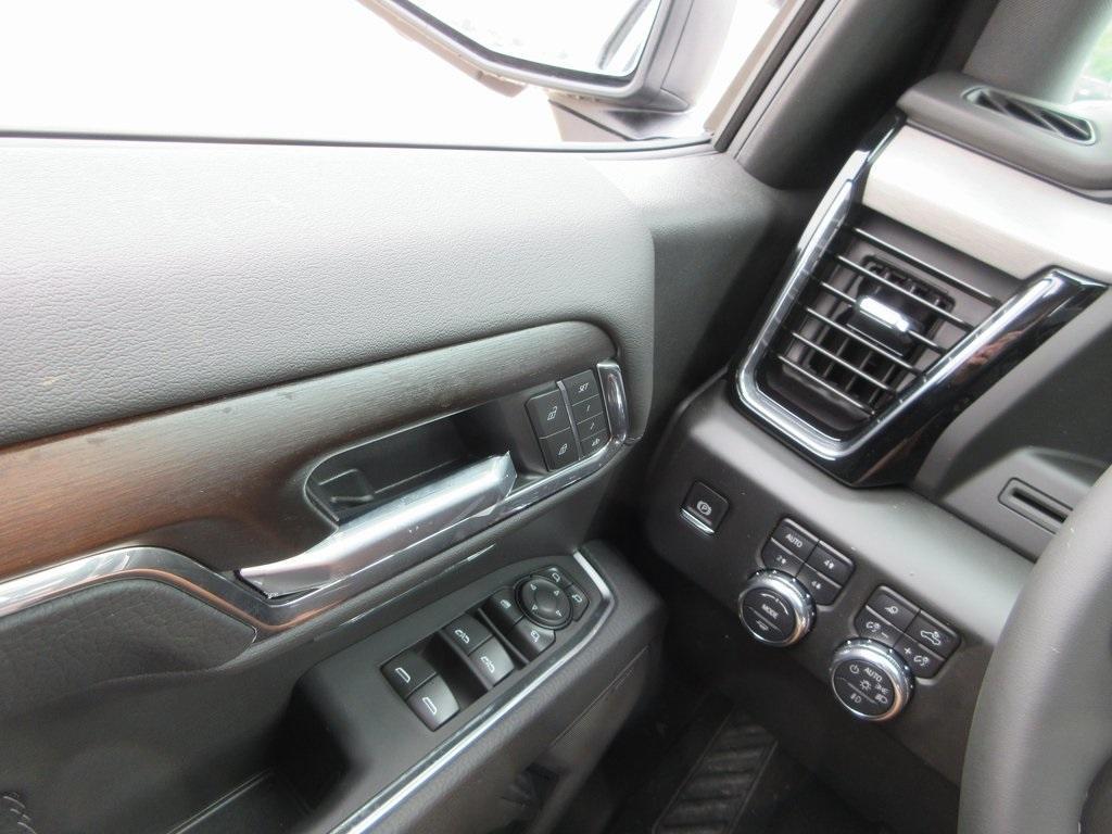 new 2025 GMC Sierra 1500 car, priced at $64,653