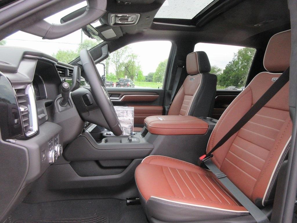 new 2025 GMC Sierra 3500 car, priced at $96,034