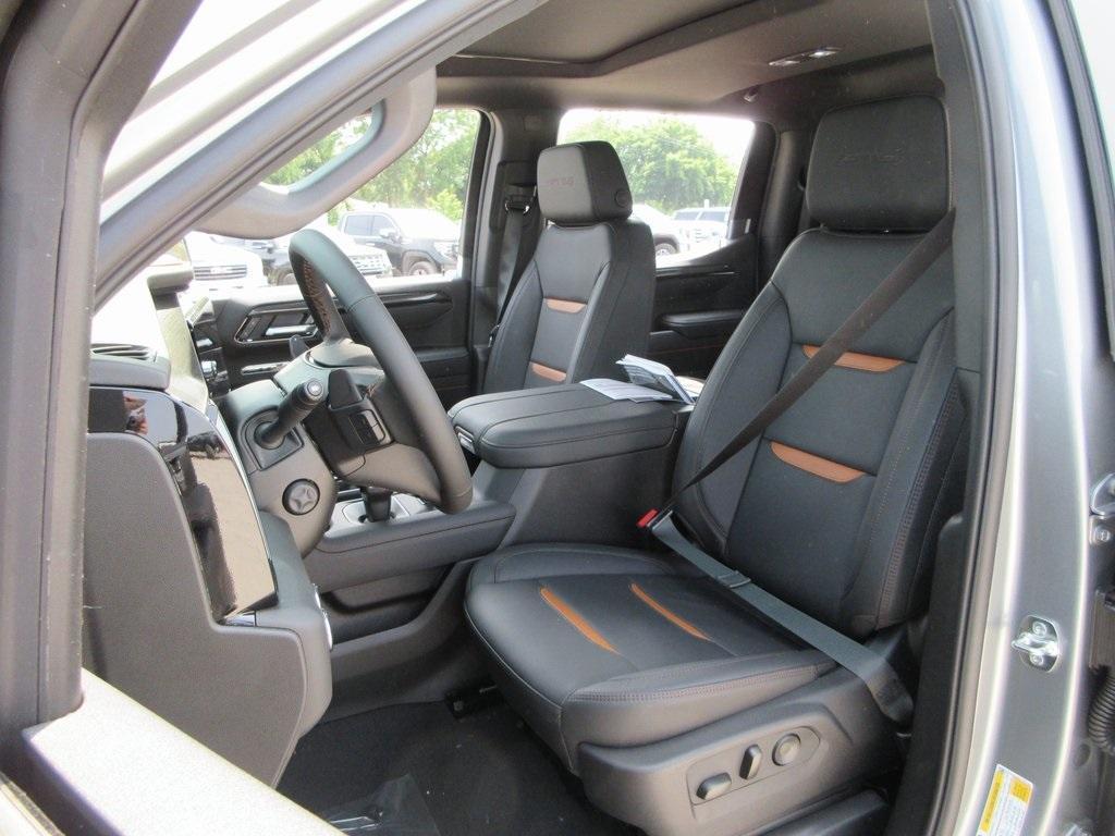 new 2025 GMC Sierra 1500 car, priced at $64,137