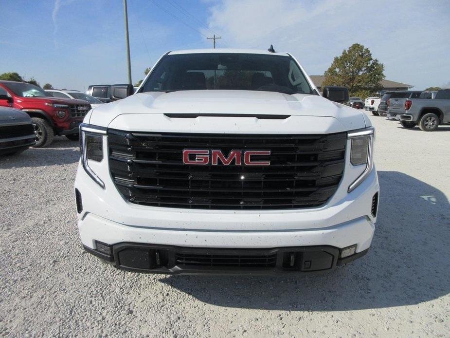 new 2025 GMC Sierra 1500 car, priced at $52,500