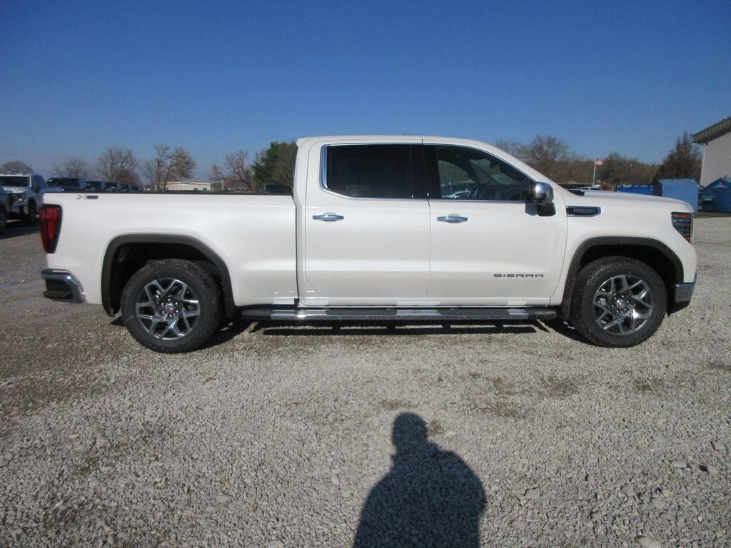 new 2025 GMC Sierra 1500 car, priced at $59,438