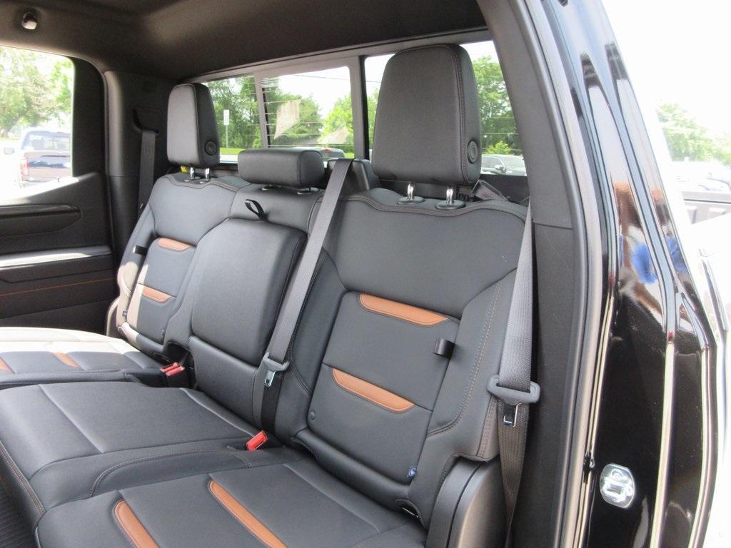 new 2025 GMC Sierra 1500 car, priced at $65,487