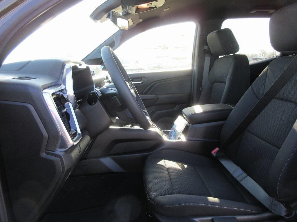 new 2025 GMC Canyon car, priced at $41,865