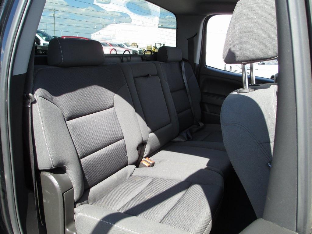 used 2018 Chevrolet Silverado 1500 car, priced at $18,995