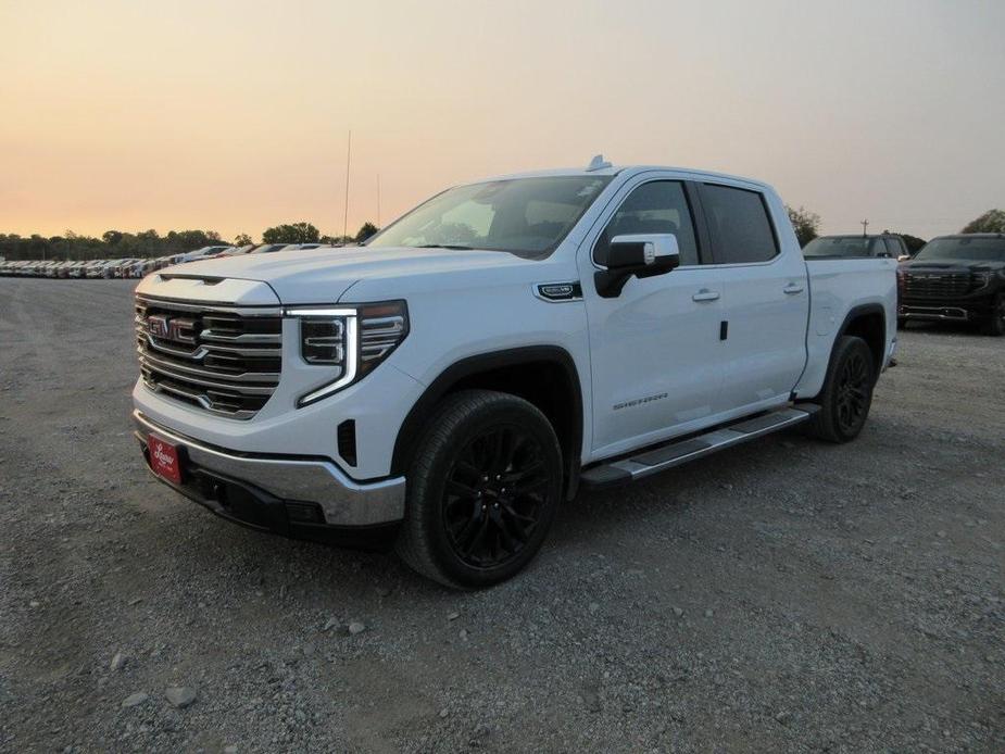 new 2024 GMC Sierra 1500 car, priced at $56,353