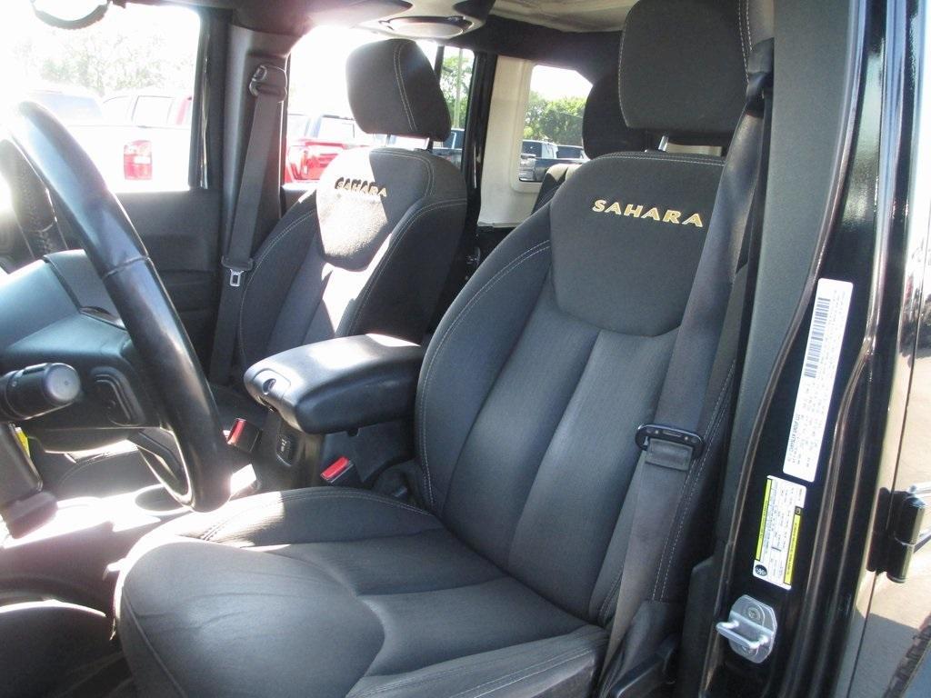 used 2014 Jeep Wrangler Unlimited car, priced at $18,495