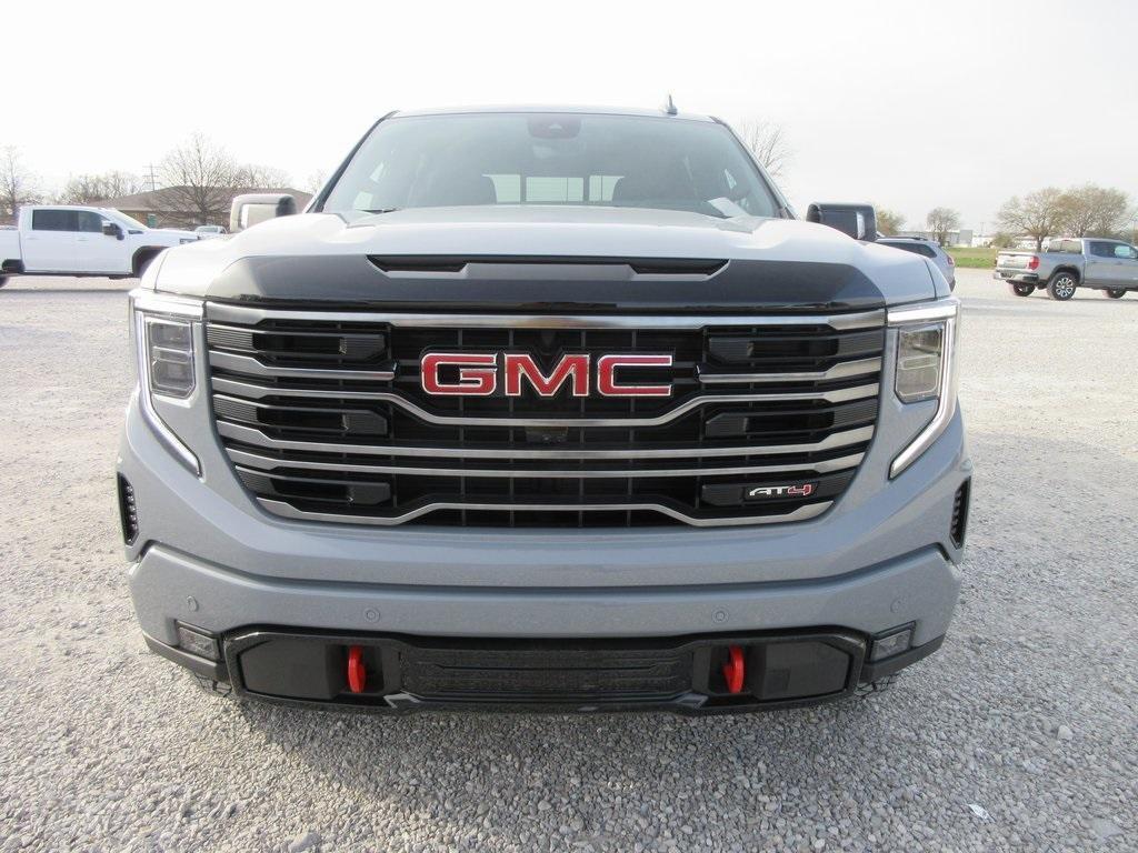 new 2025 GMC Sierra 1500 car, priced at $69,136