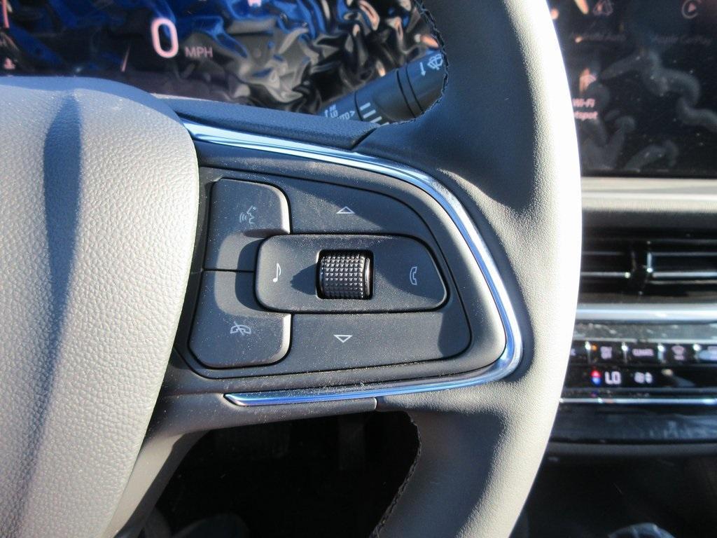 new 2025 Buick Envista car