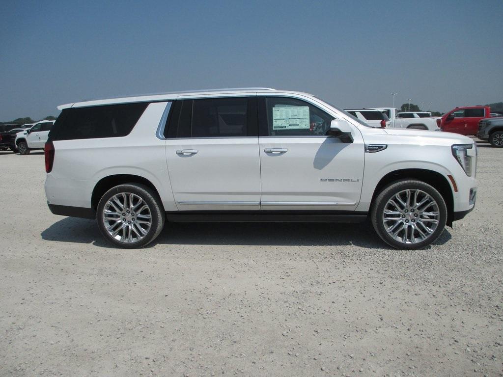 new 2025 GMC Yukon XL car, priced at $93,594