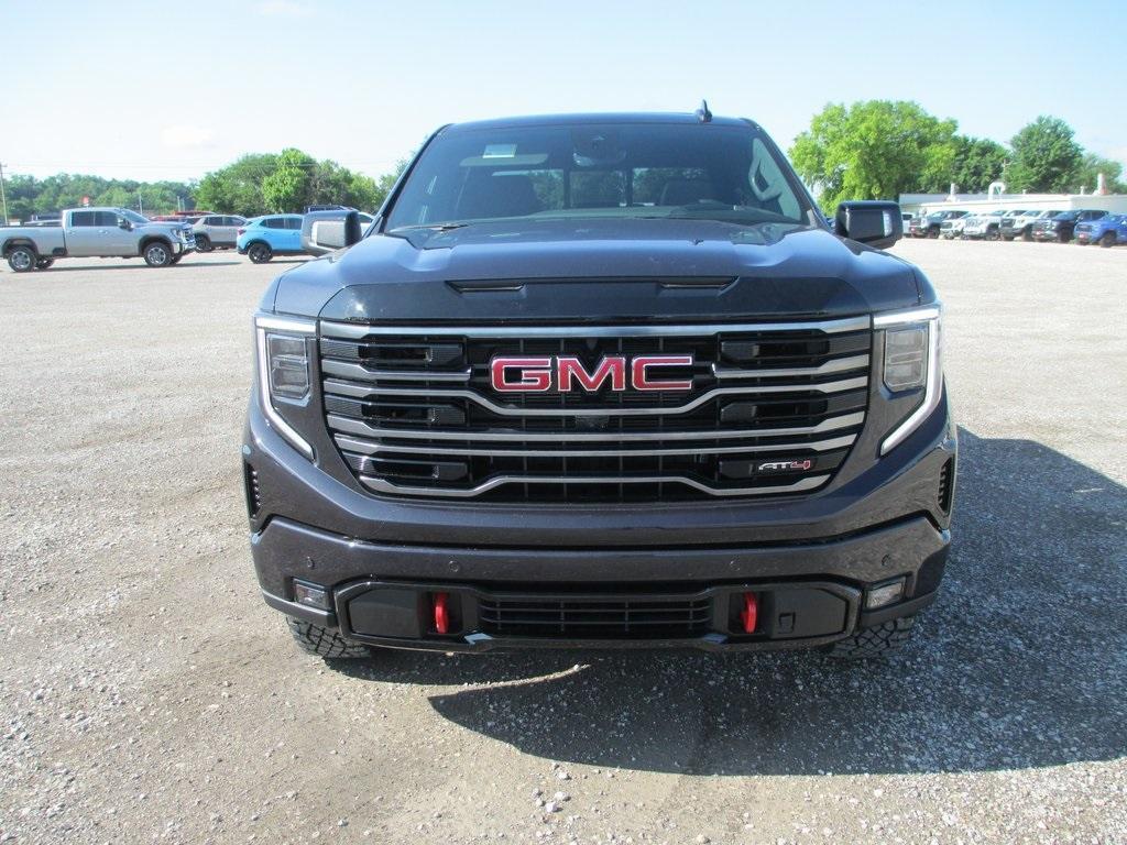 new 2025 GMC Sierra 1500 car, priced at $65,487
