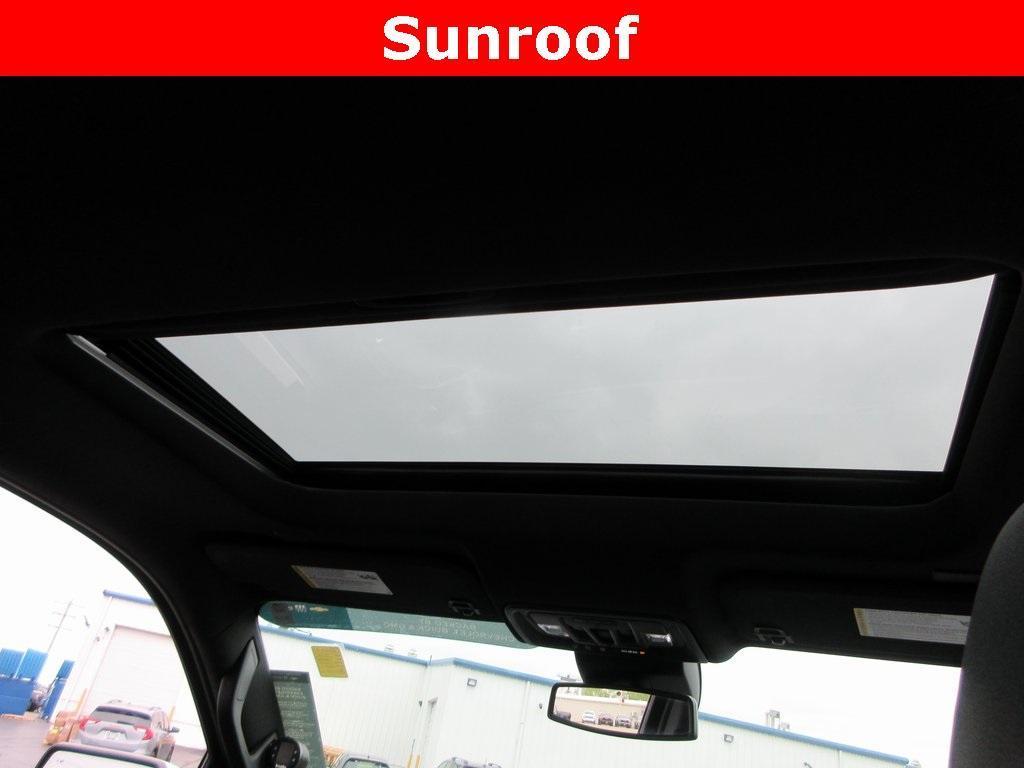 used 2022 Chevrolet Silverado 1500 car, priced at $47,995