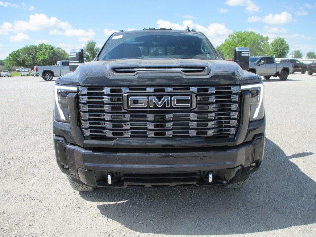 new 2025 GMC Sierra 3500 car, priced at $101,024