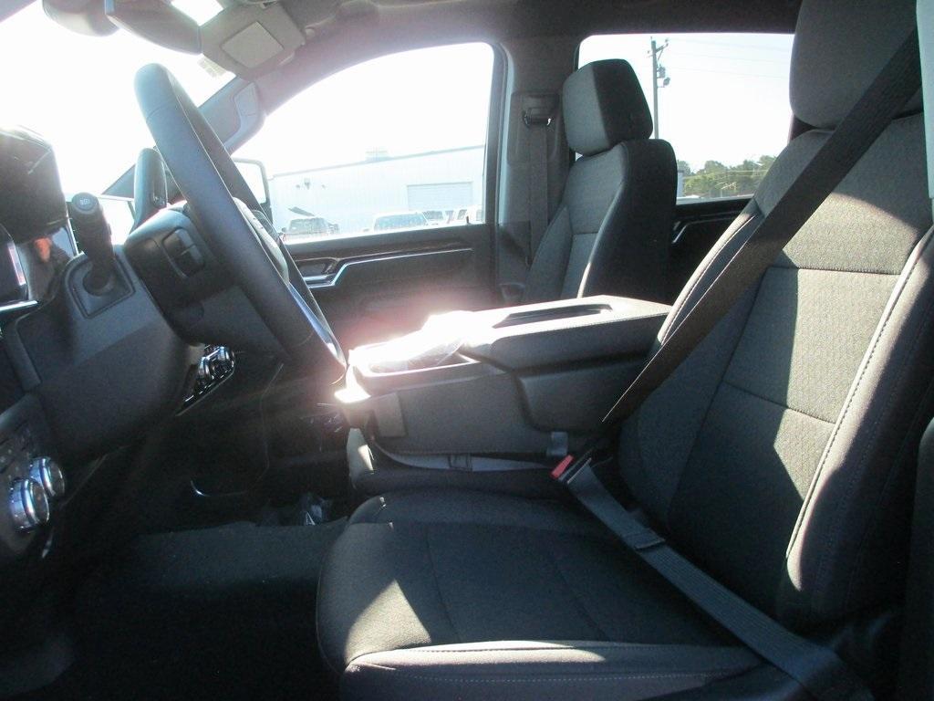 new 2025 GMC Sierra 2500 car, priced at $60,823