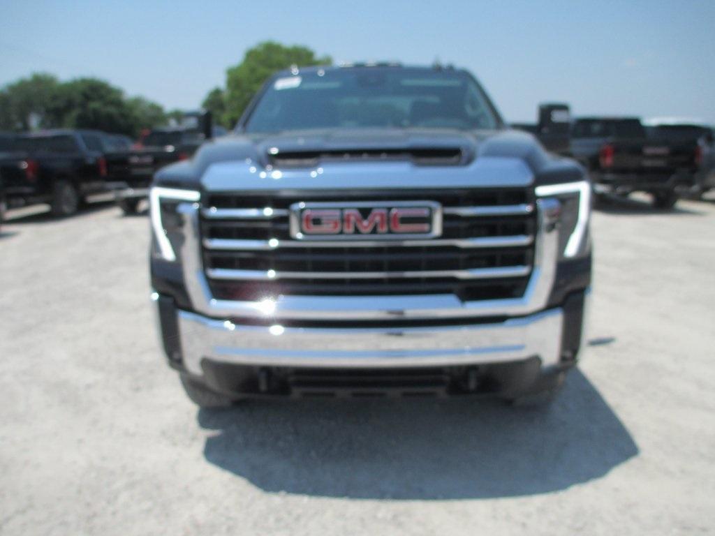 new 2025 GMC Sierra 2500 car, priced at $58,688