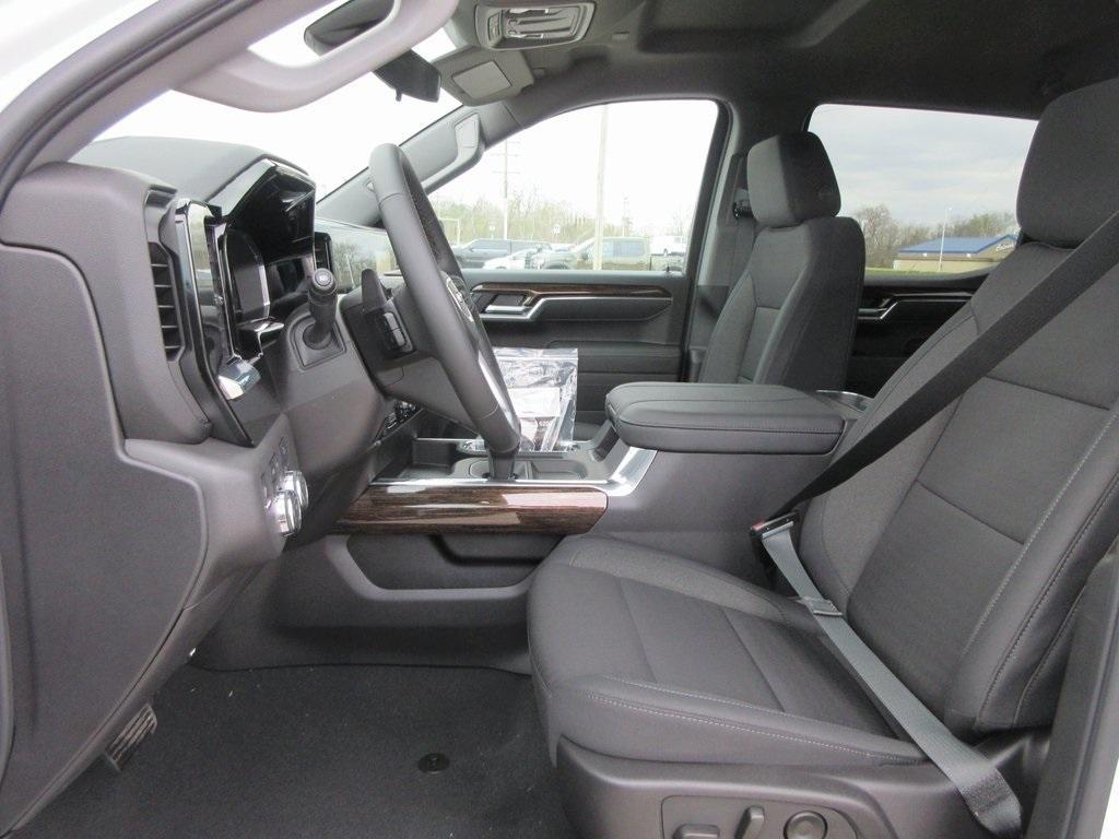 new 2025 GMC Sierra 1500 car