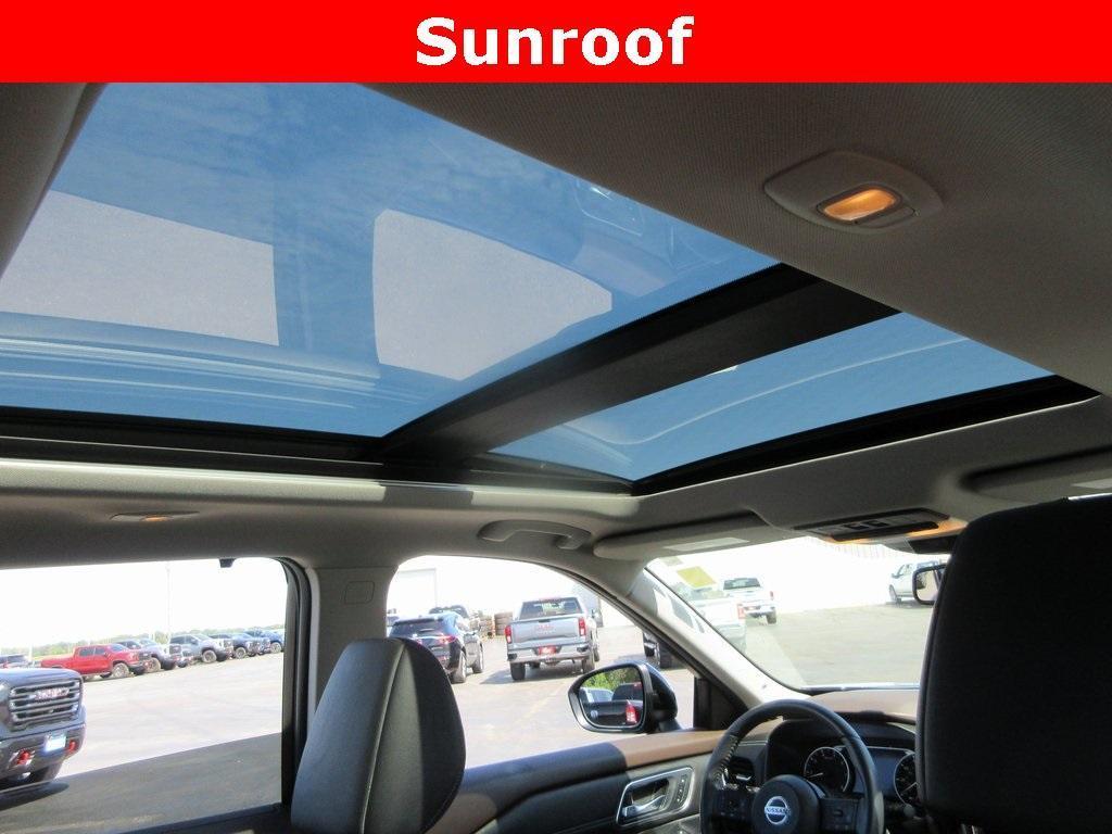 used 2021 Nissan Rogue car, priced at $24,995