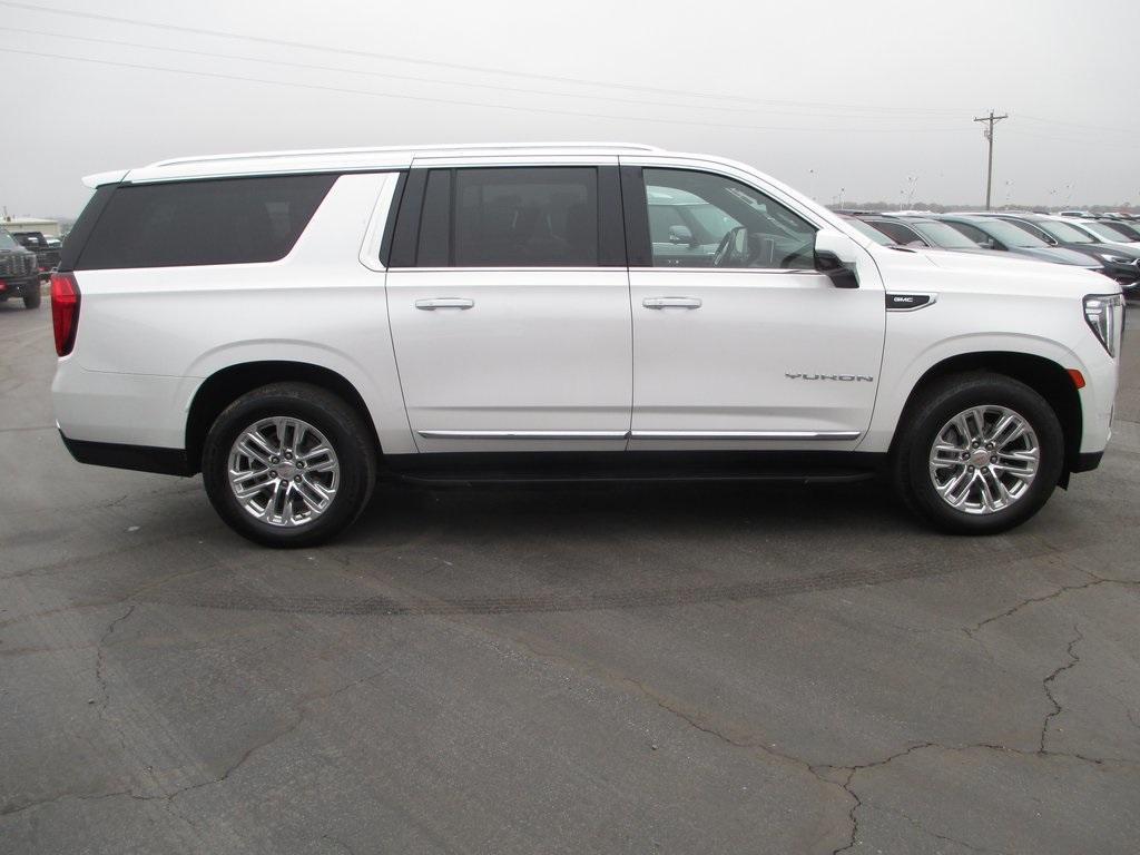used 2022 GMC Yukon XL car, priced at $39,995