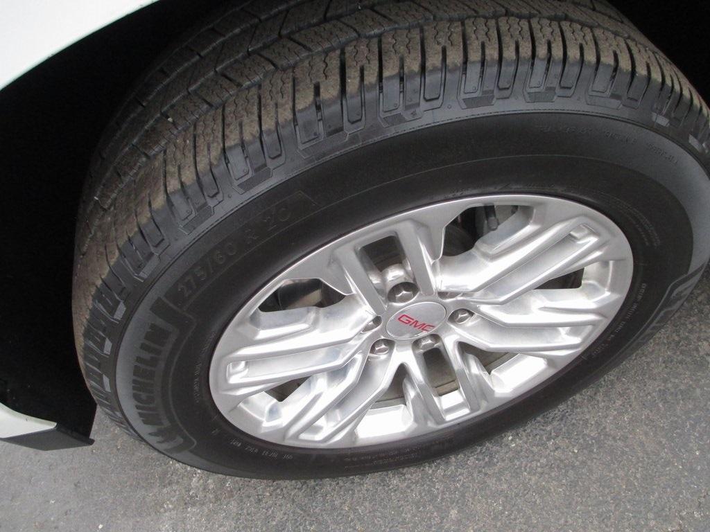 used 2022 GMC Yukon XL car, priced at $39,995