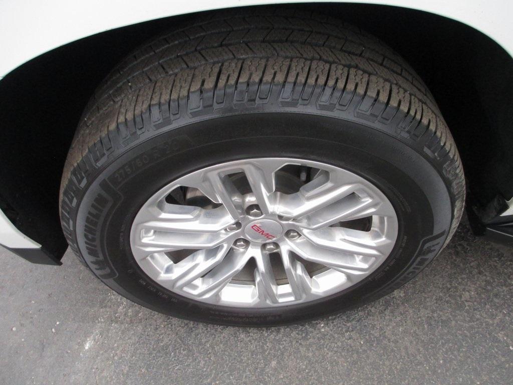 used 2022 GMC Yukon XL car, priced at $39,995