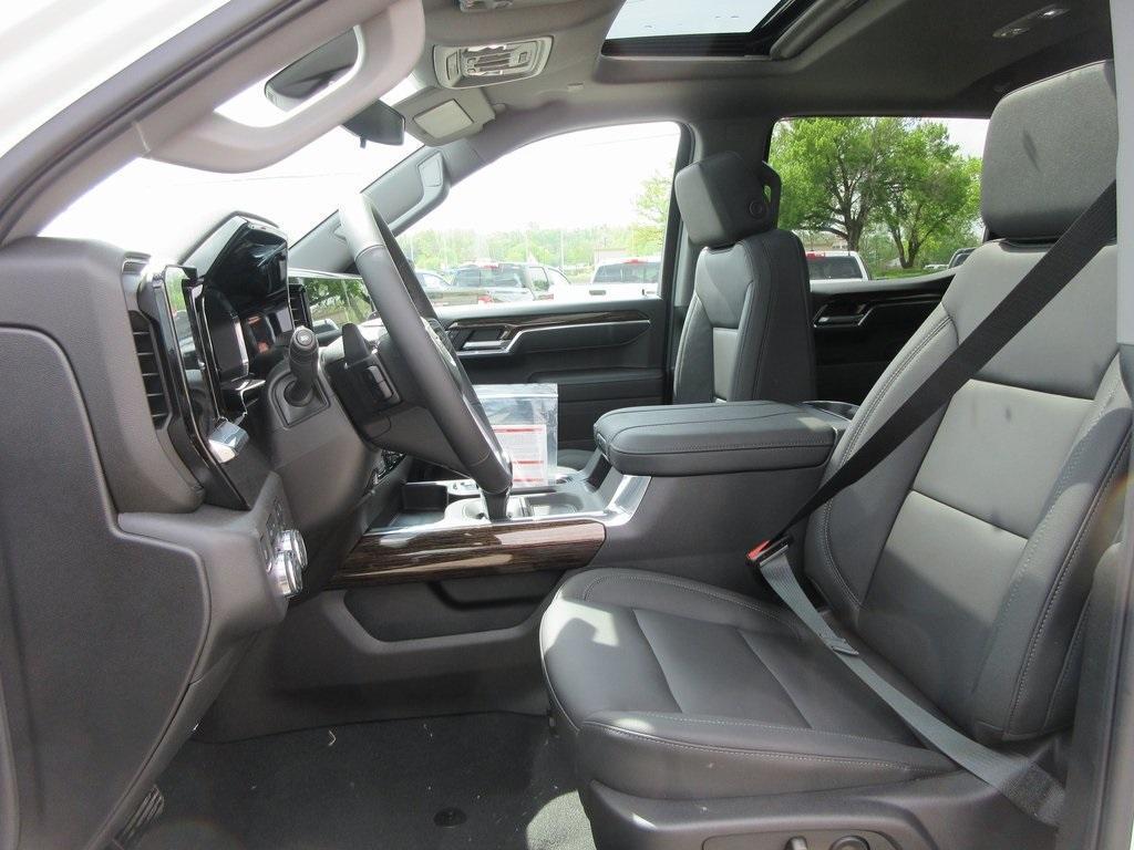 new 2025 GMC Sierra 1500 car