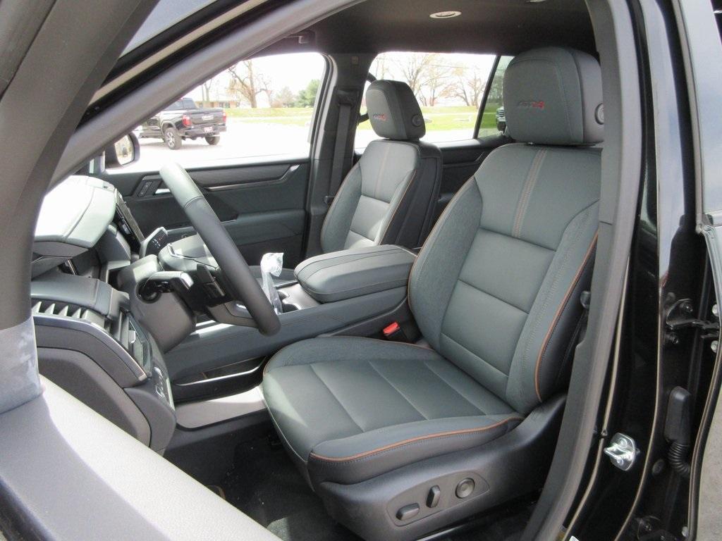 new 2025 GMC Acadia car