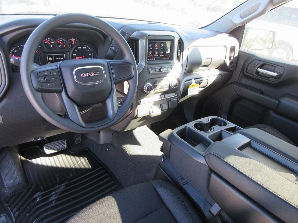 new 2025 GMC Sierra 1500 car, priced at $39,243