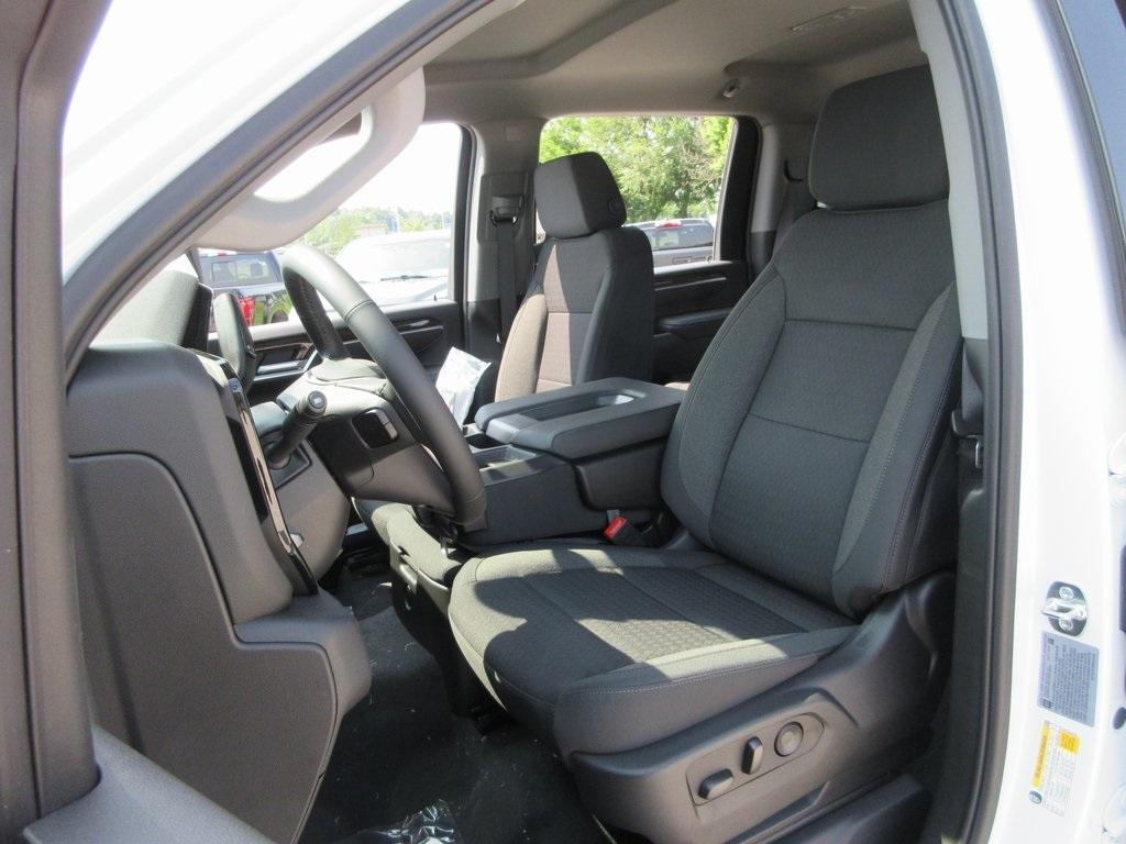 new 2025 GMC Sierra 3500 car, priced at $60,714