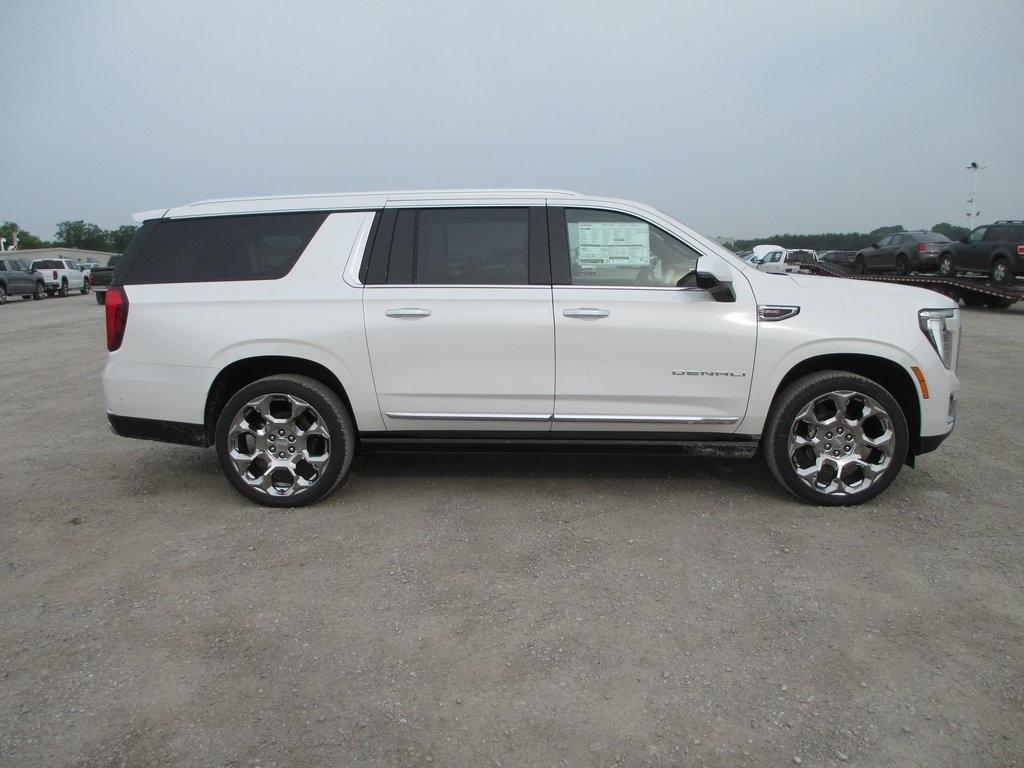 new 2025 GMC Yukon XL car