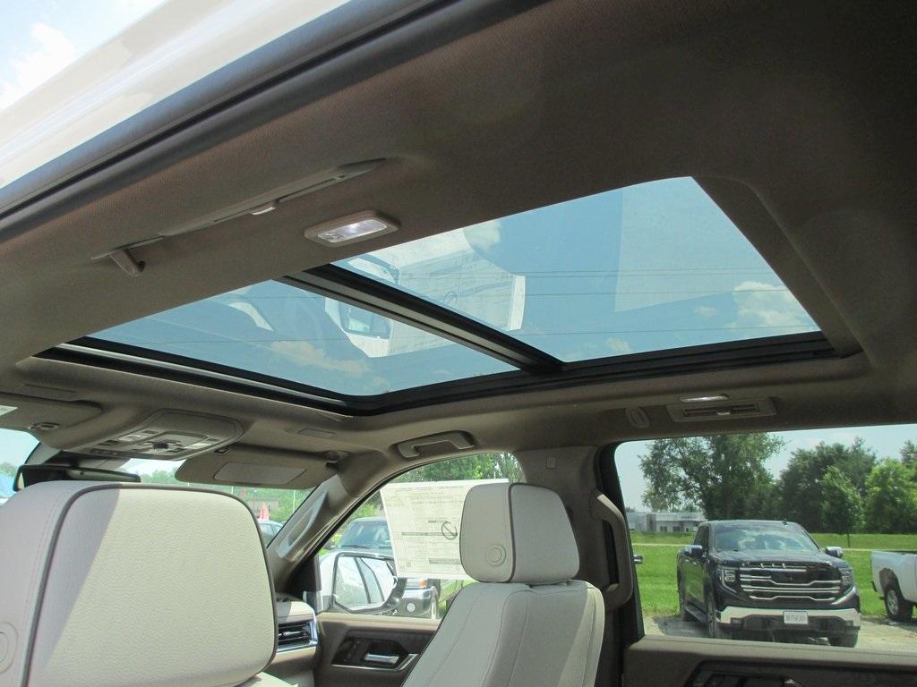 new 2025 GMC Yukon XL car