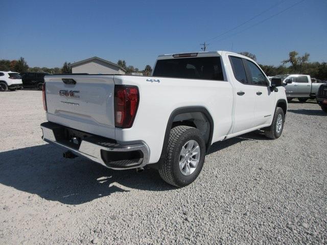 new 2025 GMC Sierra 1500 car, priced at $42,069