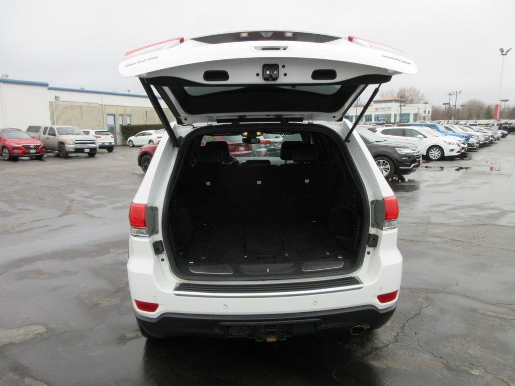 used 2017 Jeep Grand Cherokee car, priced at $11,495