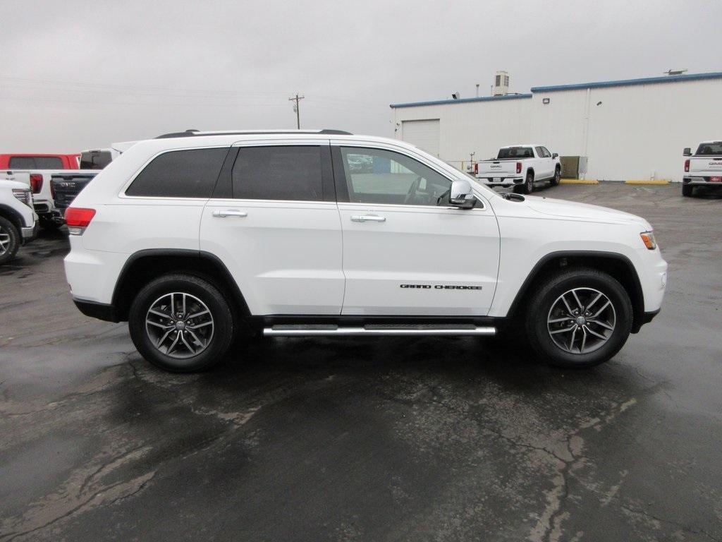 used 2017 Jeep Grand Cherokee car, priced at $11,495