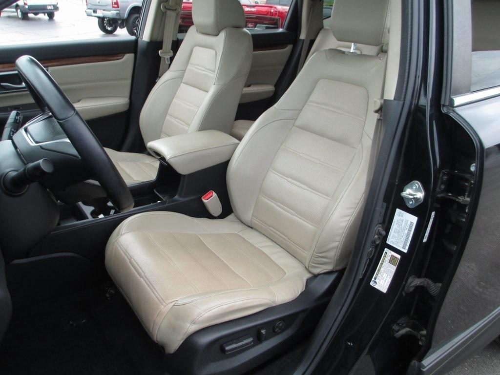 used 2017 Honda CR-V car, priced at $18,495