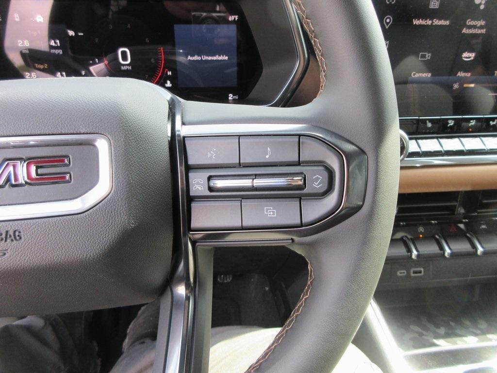 new 2025 GMC Canyon car, priced at $45,338