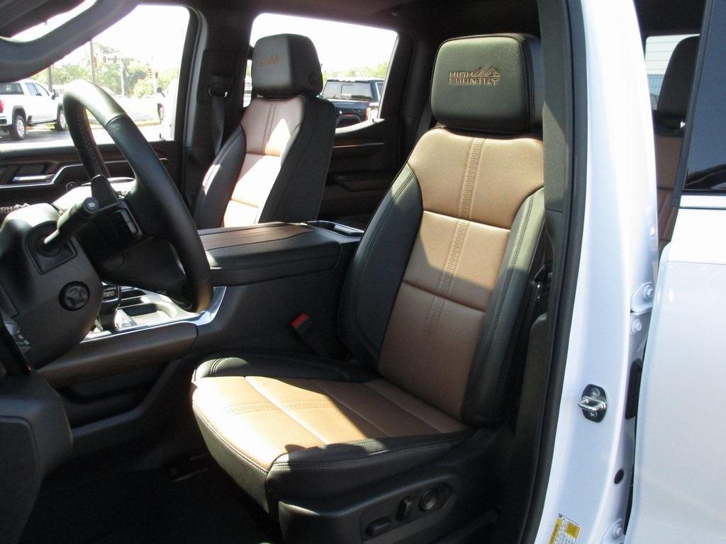 used 2024 Chevrolet Silverado 1500 car, priced at $61,995