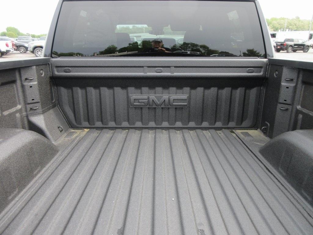new 2025 GMC Sierra 1500 car, priced at $56,164