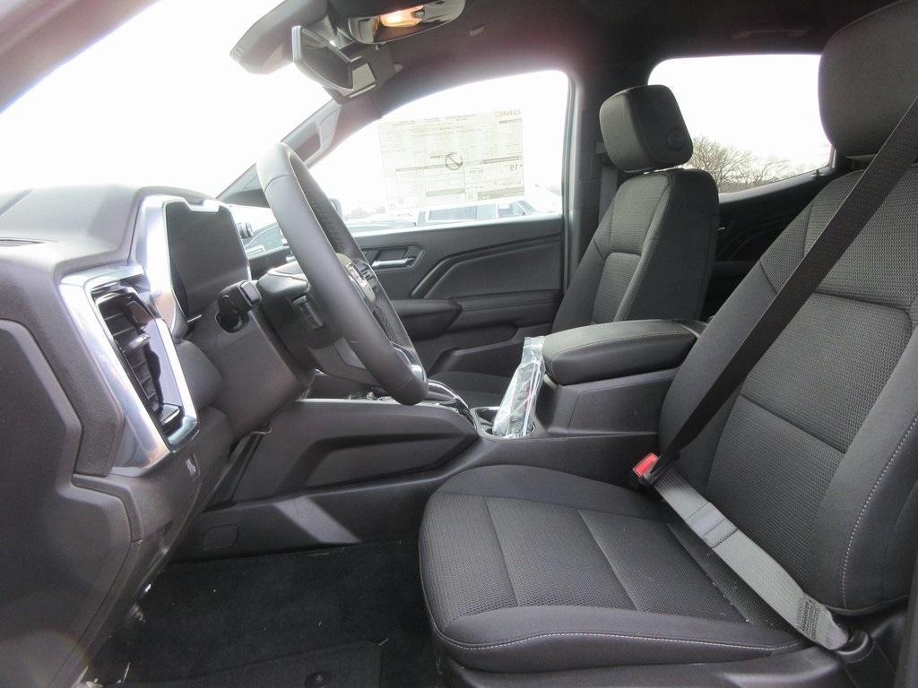 new 2025 GMC Canyon car, priced at $43,320