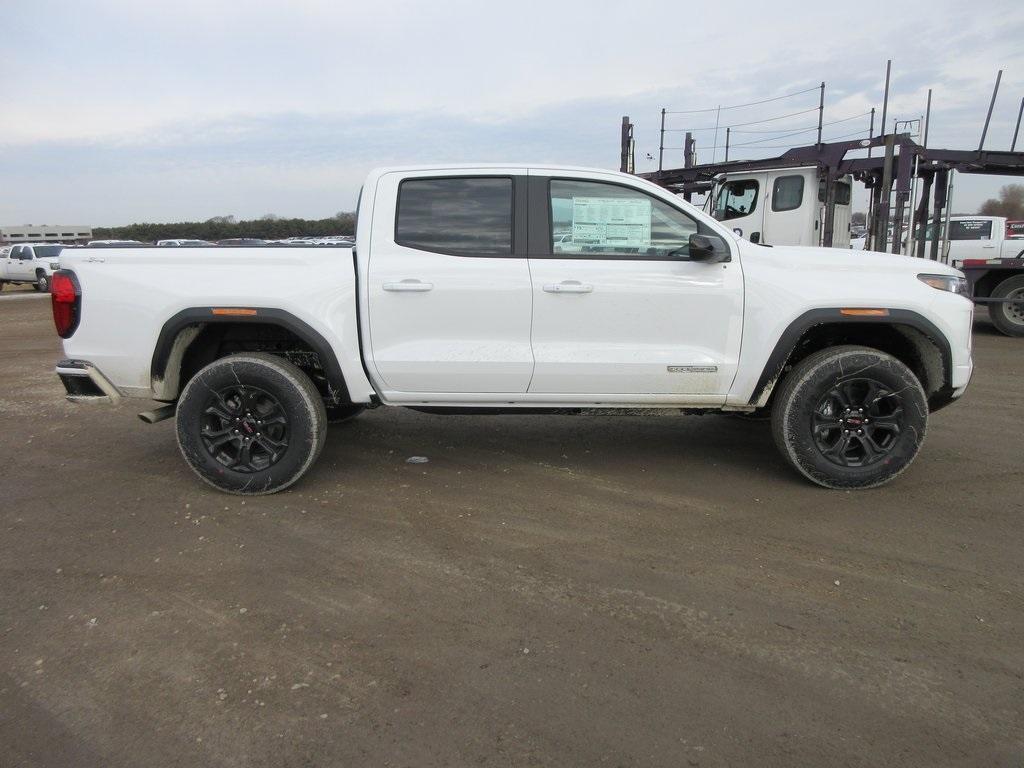 new 2025 GMC Canyon car, priced at $43,320