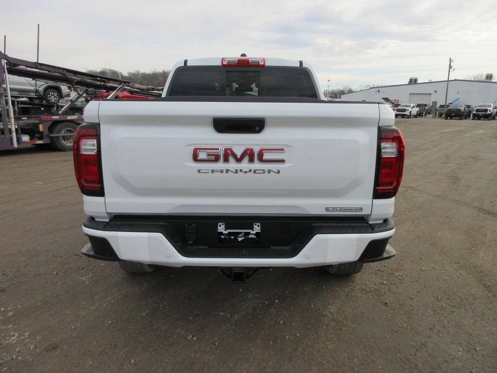 new 2025 GMC Canyon car, priced at $43,320